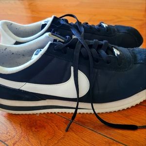 Nike Cortez